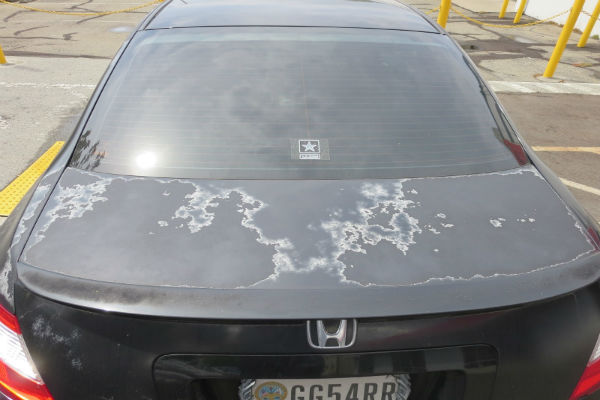 Dung dịch nano “dỏm” làm bong tróc bề mặt sơn xe ô tô 