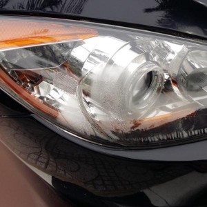 Nguyên nhân và cách xử lý đèn pha ô tô bị hơi nước